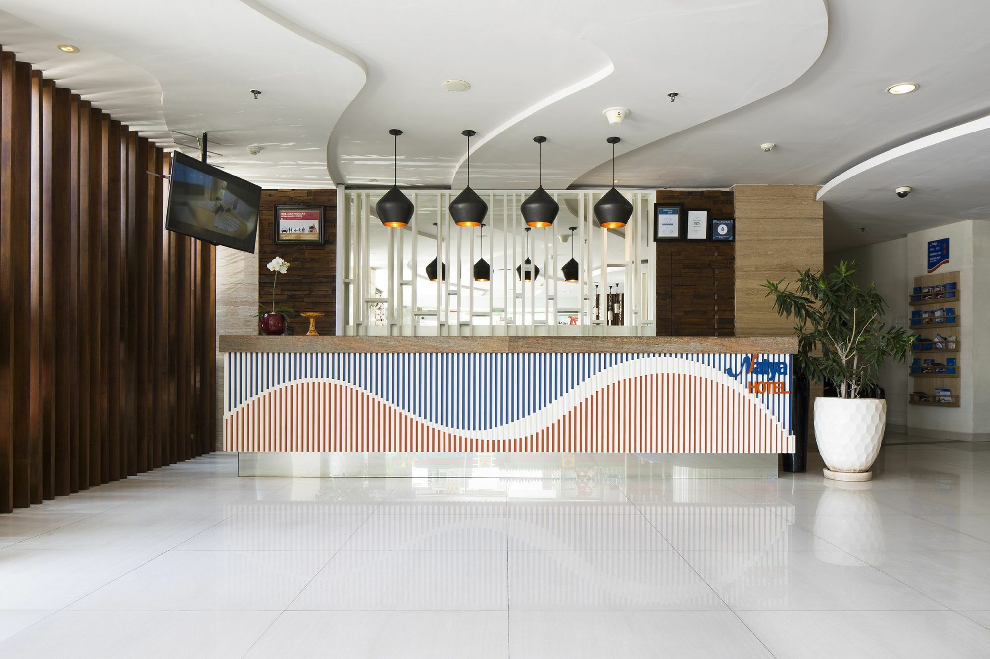 Natya Hotel Kuta Kuta Lombok Exterior foto